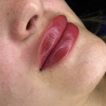 Перманентний макіяж брів
                    Бровіст Виктория Київ