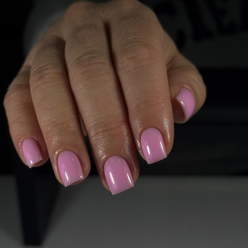 Манікюр
                    Мастер маникюра Влада Николаев