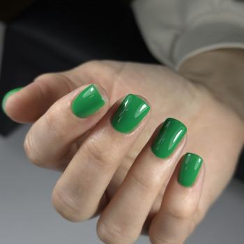 Манікюр
                    Мастер маникюра Влада Николаев