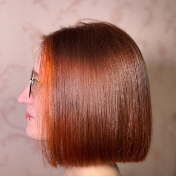 Подвійне фарбування : Контуринг+Основний тон в мідних тонах.