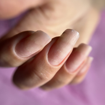 Фото з портфоліо майстра Яна Мірошник (майстер манікюру, Дніпро)