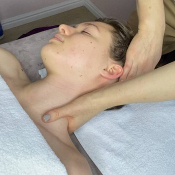 Масаж обличчя КОБІДО