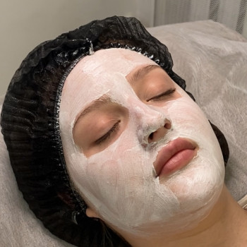 Маски за типом шкіри
                    Врач-косметолог Филипп Киев