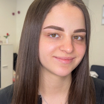 Пудрові брови