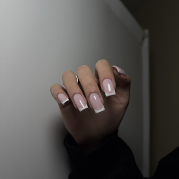 Манікюр з укріпленням + френч 
   