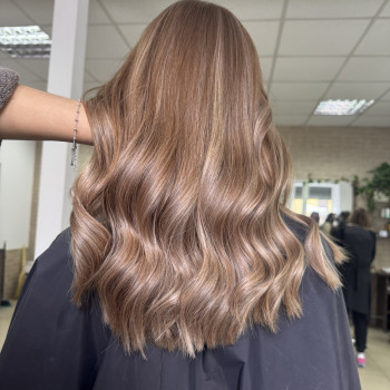 Фарбування та укладка