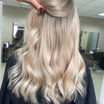 Фарбування волосся