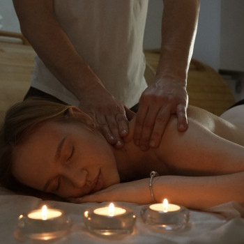 Парний масаж в Соляній кімнаті
                    Масажний салон Terra SPA Вишневе