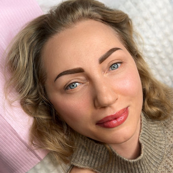 Оновлення брів , губ і міжвійки