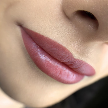 Перманент брів та губ
                    Мастер перманентного макияжа Наталия Киев