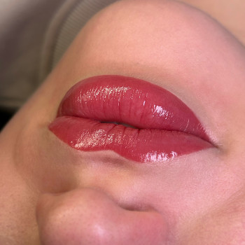 Перманент брів та губ
                    Мастер перманентного макияжа Наталия Киев