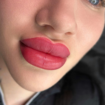 Перманент брів та губ
                    Мастер перманентного макияжа Наталия Киев