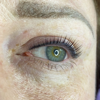 Ламінування вій