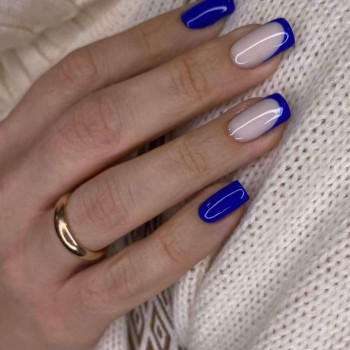 Манікюр зі зняттям та покриттям
                    Салон красоты Fargo Киев