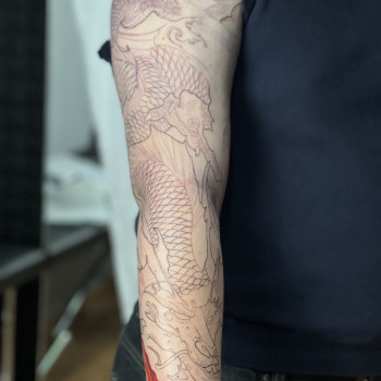 Сеанс тату
                    Тату мастер Сергей Никополь