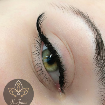 Наращивание ресниц
                    Лешмейкер Яна Краматорськ