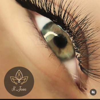 Наращивание ресниц
                    Лешмейкер Яна Краматорськ