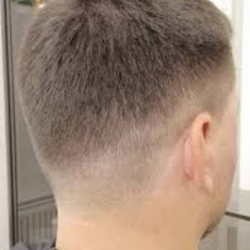 Чоловічи стрижки та борода
                    Перукар Хатидже Київ