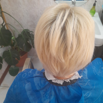 Укладання волося.
                    Перукар Хатидже Київ