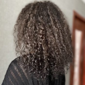 Фарбування тон в тон