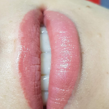 Перманентний макіяж
                    Майстер перманентного макіяжу  Київ