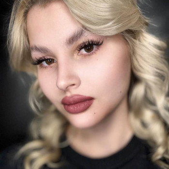 Нарощування вій
                    Мастер перманентного макияжа Anna Днепр