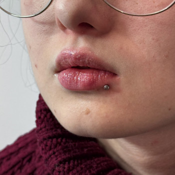 Тату пірсинг губ, фото - Тату майстер Юлія Токарчук