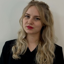 Яценко Анна
