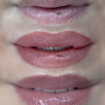 Перманентний макіяж трех зон
                    Мастер перманентного макияжа Наталья Киев