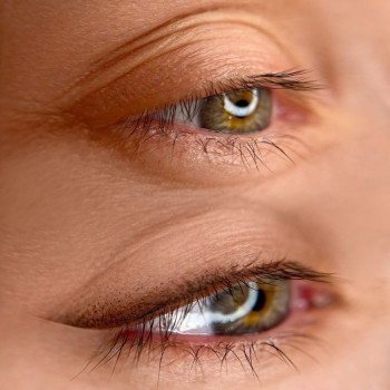 Легка стрілочка з розтушовкою