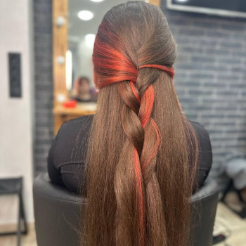 Кольорові фарбування
                    Салон краси Fargo Київ