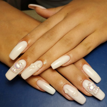 Нарощення гелем + об'ємний дизайн