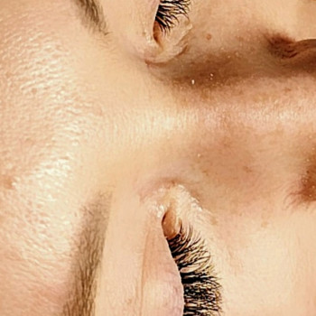 Нарощення вій
                    Мастер маникюра Юлія Днепр