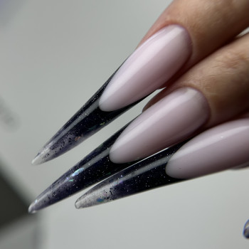 Маникюр
                    Майстер манікюру Александра Київ