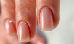 Манікюр з покриттям в однотон Ногтевая студия Beauty to4ka Харьков