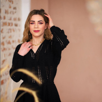 Студійна фотосесія " ВСЕ ВКЛЮЧЕНО" / подарунковий сертифікат за бажанням
                    Фотограф  Луцк