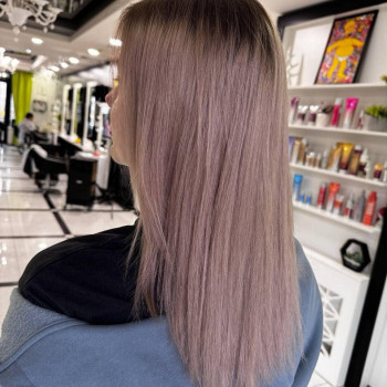 Фарбування з освітленням с техниці шатуш