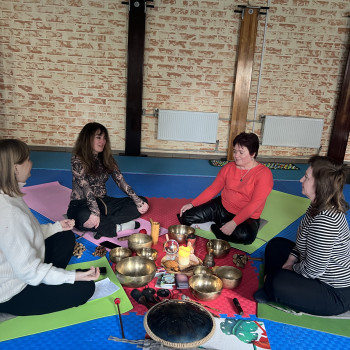 Жіноче Коло
                    Массажист Виола Одесса