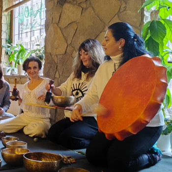 Жіноче Коло
                    Массажист Виола Одесса