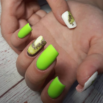 Кислотный маникюр
                    Ногтевая студия ManikBeauty Харьков