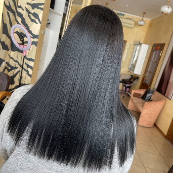 Кератинове вирівнювання фото після процедури