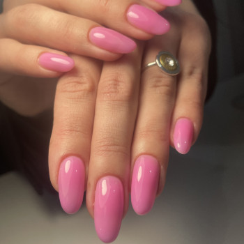 Фото из портфолио мастера Оксана Власенко (мастер маникюра, Киев)