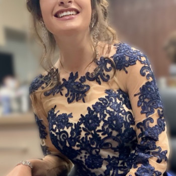 Весільні та святкові зачіски
                    Перукар-візажист Елена Харків