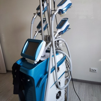 Кріоліполіз масаж з заморозкою жирової тканини
                    Реабілітолог Юлия Київ