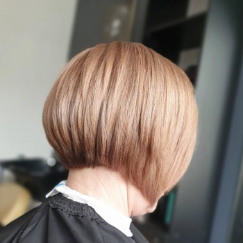 стрижка боб