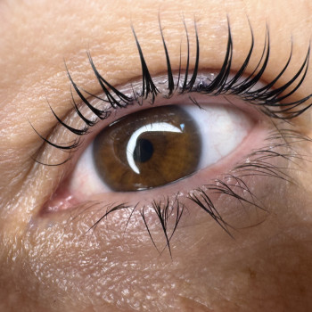 Ламінування вій