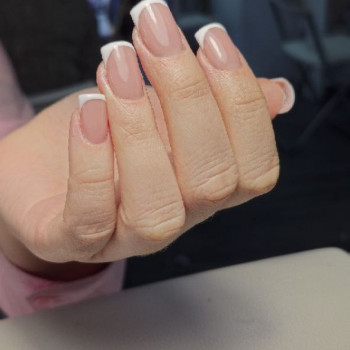 Маникюр
                    Перукар Хатидже Київ