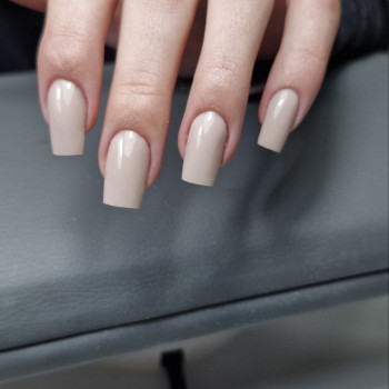 Маникюр
                    Перукар Хатидже Київ