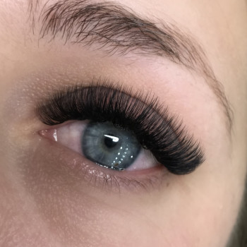 Нарощення вій ЛЕД
                    Лешмейкер Надія Київ