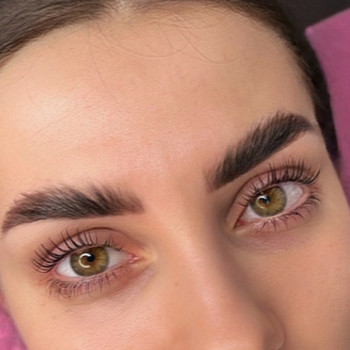 Ламінування вій /брів
                    Майстер перманентного макіяжу Дарʼя Київ